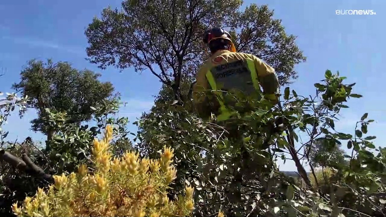 رجال الإطفاء الإسبان يستعدون لمجابهة موسم حرائق الغابات بعد ربيع جاف وحرارة مرتفعة