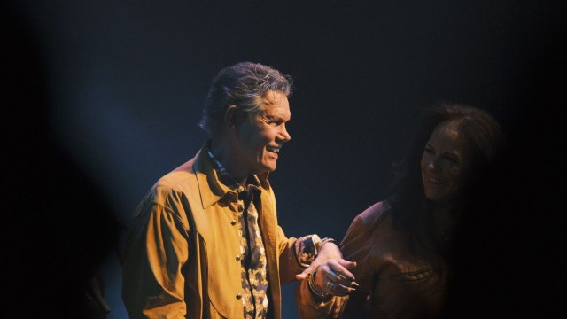 How A Southwest Airlines Flight Crew Made Randy Travis Smile