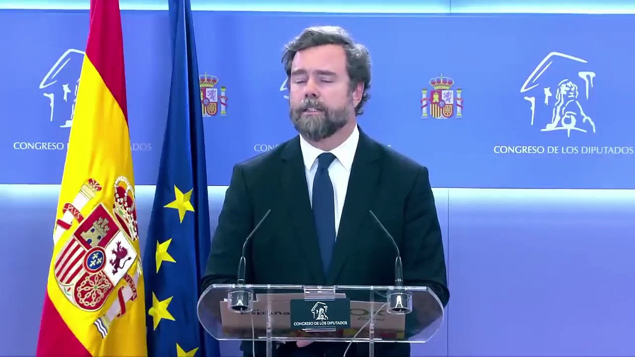 Espinosa de los Monteros: "Coger la papeleta del PSOE es coger la del socio de Bildu"
