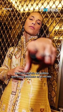 Alicia Keys y Ángela Aguilar deleitaron al público mexicano al unir sus majestuosas voces en vivo