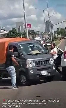 Choferes se agarraron a golpes en plena avenida en Santa Cruz 