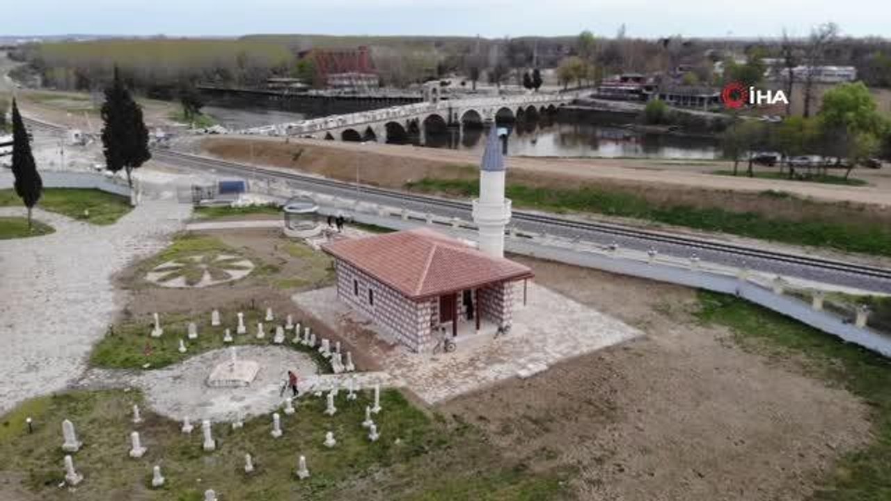 Fatih Sultan Mehmed'in Hocası Muhammed Bin Kutbüddin- İzniki hazretlerinin kabri türbe haline getirildi