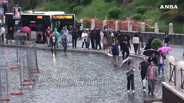 Biglietti Colosseo-Fori, impossibile acquistarli online. Boom bagarinaggio