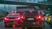 Haliç Köprüsü'nde kaza yapan otomobil alev alev yandı