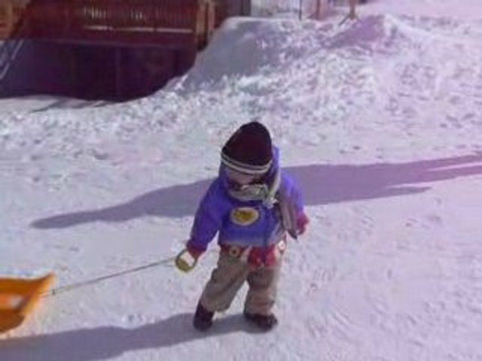 A LA NEIGE