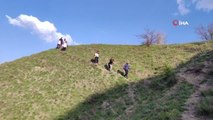 Dağcılar Hakkari merkeze bağlı tarihi Konak köyünü gezdi