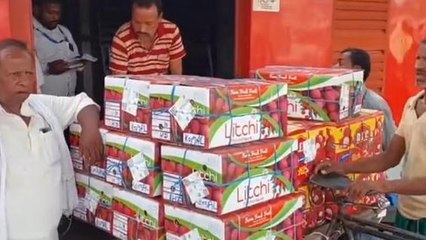 मुजफ्फरपुर: लीची किसानों के लिए रेलवे ने कर दी शानदार व्यवस्था, किसानों ने दिया धन्यवाद