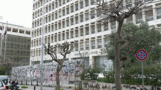 #لبنان..وزير الداخلية: تسلمنا مذكرة اعتقال من الإنتربول بحق #رياض_سلامة #العربية