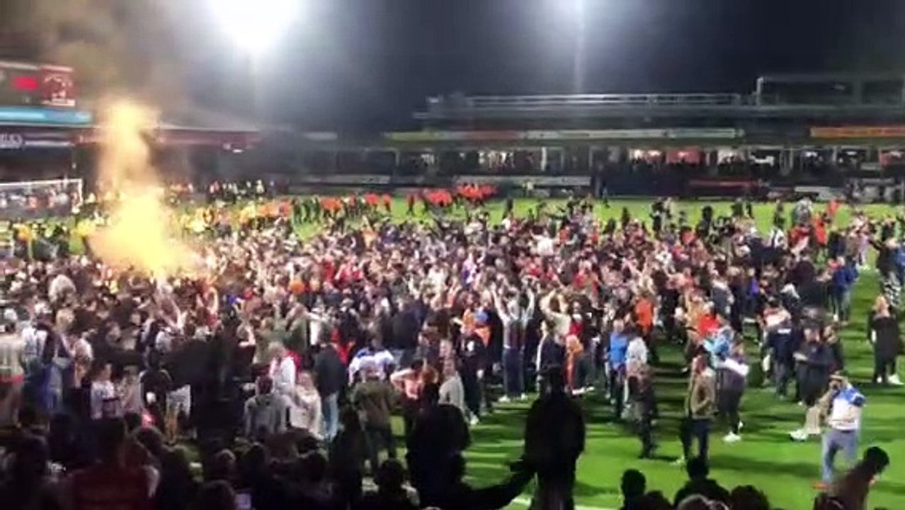 Luton Town fans sing Marvelous Nakamba song