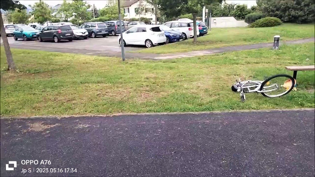 JE JOUE AU FOOT AVEC 2 POTES DANS MON ECOLE (ft. @ironixfire820, x360)