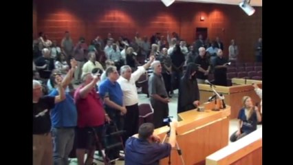 Satanist Leads Prayer at Pensacola Council Meeting!