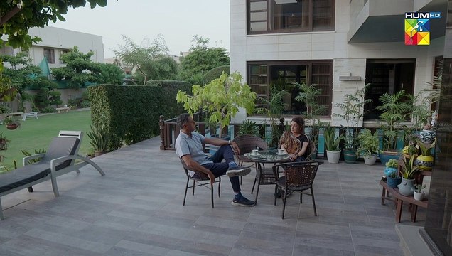 Mona Apna Wazan Kam Kiyun Nahi Karti... #sanamjung #mashalkhan - Pyari Mona - FLO Digital