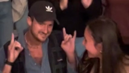 Couple captures best surprise pregnancy announcement in hilarious photo!!