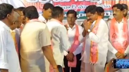 బాల్కొండ: మంత్రి సమక్షంలో బీఆర్ఎస్ పార్టీలోకి భారీగా చేరికలు.. వారికి షాక్..!