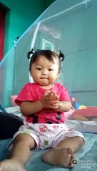 Anak lucu dan imut usia 10 bulan