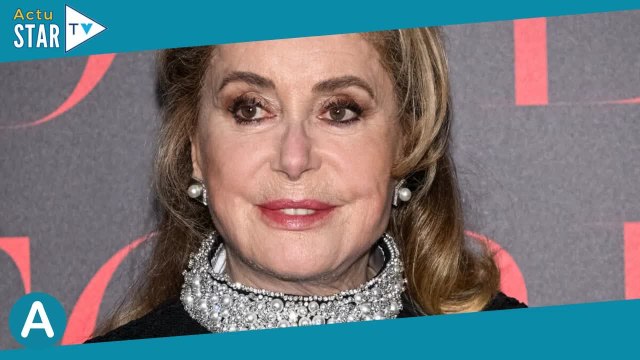 Cannes 2023 : Catherine Deneuve glamour en dentelles aux côtés de Maïwenn, Katie Holmes sensuelle en