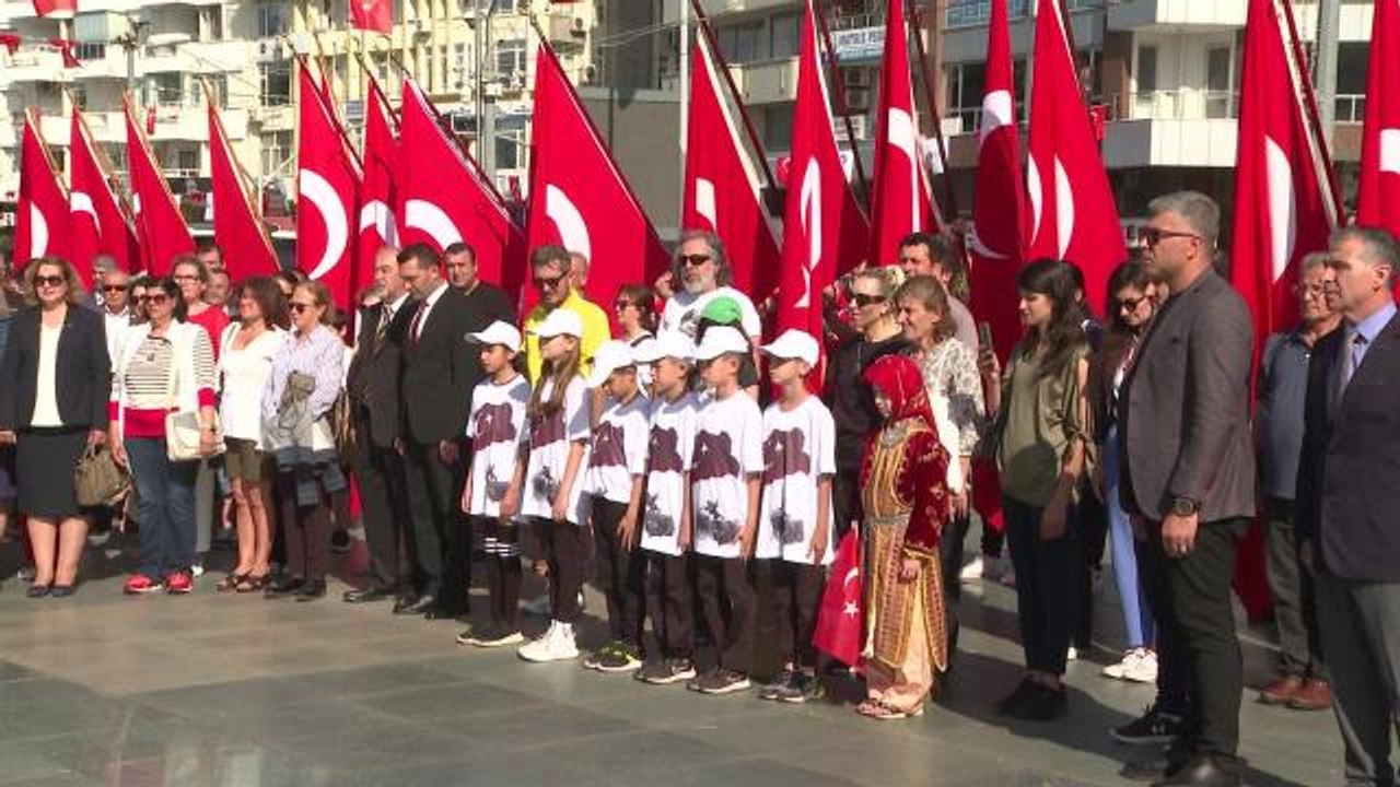 Konyaaltı'nda 19 Mayıs Coşkusu… Başkan Esen: "Gençlere İnancımız Sonsuz. İkinci Turda Tüm Gençleri Sandığa Bekliyoruz"