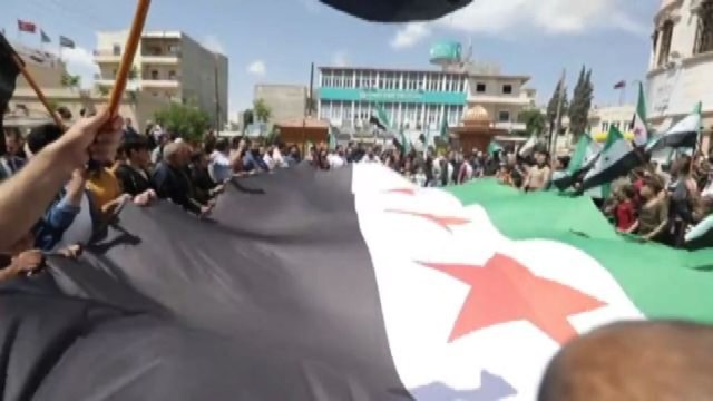 Siriani protestano contro Assad al vertice della Lega Araba