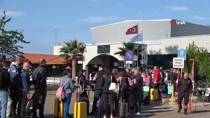 Tatilciler 19 Mayıs'ta Midilli'ye akın etti