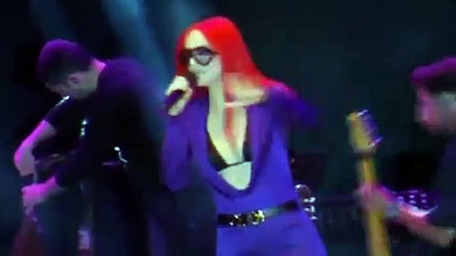 Gülşen'den 19 Mayıs sözleri: Saçımdan tırnağıma rengim belli laik Türkiye Cumhuriyeti!