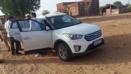 कार में सीट के नीचे छुपाई 12 करोड़ की 5.7 तीन किलो स्मैक जब्त