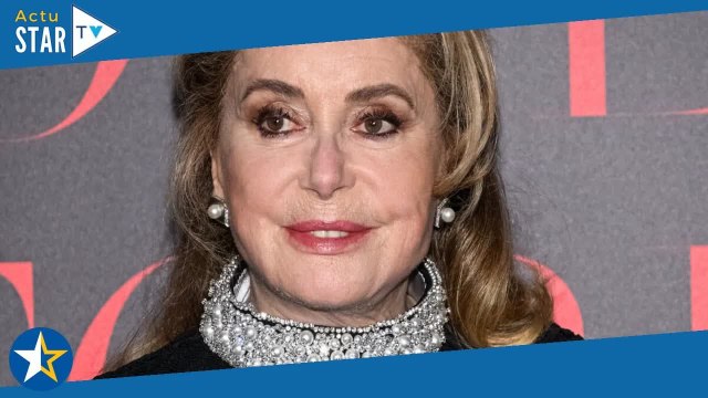 Cannes 2023 : Catherine Deneuve glamour en dentelles aux côtés de Maïwenn, Katie Holmes sensuelle en