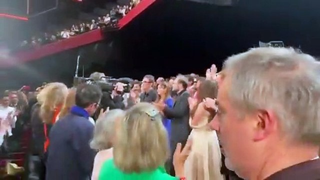 11 dakika boyunca ayakta alkışlandı... Nuri Bilge Ceylan’ın yeni filmi 'Kuru Otlar Üstüne' Cannes'da gösterildi