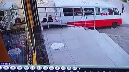 Çarşaflı soyguncular kamerada