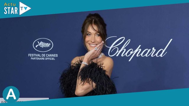Cannes 2023 : Carla Bruni élégante en noir, elle confirme son statut d’icône de mode