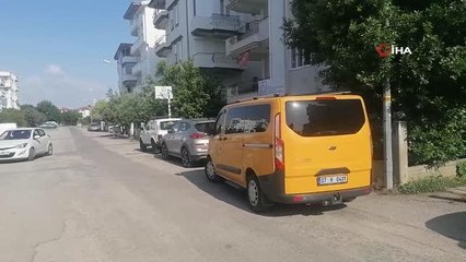 Turistleri bekleyen taksiden 37 bin TL değerinde dövizi çaldılar