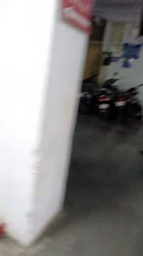 रात में पार्किंग बन जाता है ओपीडी एरिया