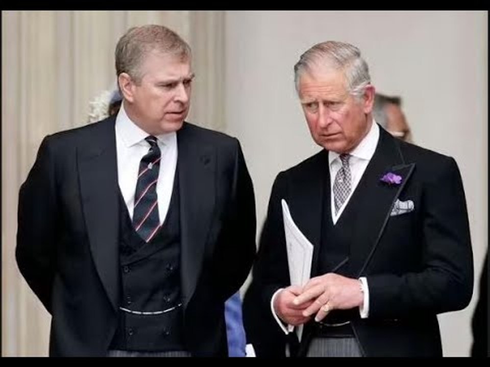 Andrew "ne quittera pas le Royal Lodge" et Charles est "impuissant"