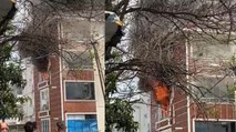 İstanbul’da oturduğu evi ateşe verdi: Yangın çıkınca kaçtı