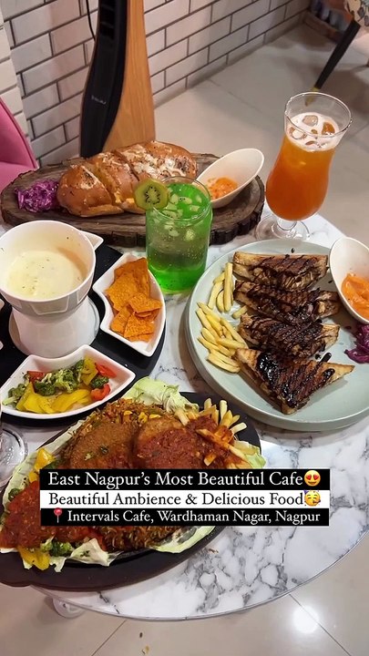 East Nagpur’s Very Beautiful Intervals Cafe