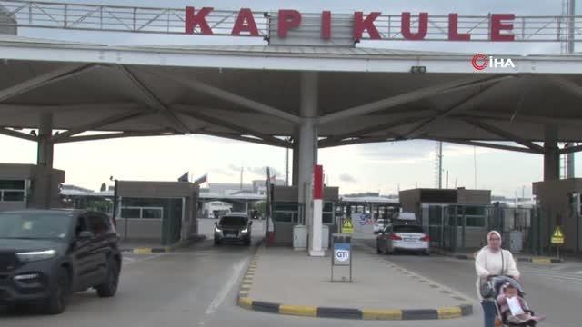 Yurtdışı seçmenler sınır kapılarında oylarını kullanıyor