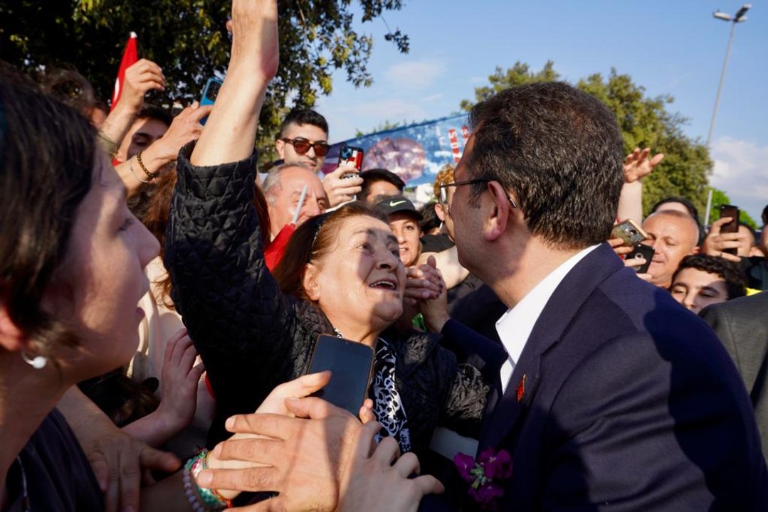 İmamoğlu: Bu milletin vatan, bayrak ve Atatürk sevgisini bir Allah'ın kulunun ölçmeye gücü yetmez