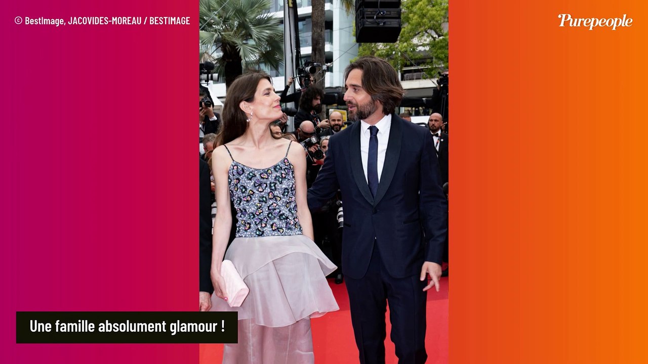 Charlotte Casiraghi au bras de Dimitri Rassam à Cannes : amoureux divins avec leurs célèbres mamans !