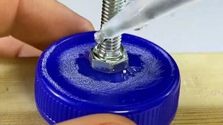Super Glue and Baking soda ! Pour Glue on Baking soda and Amaze With Results