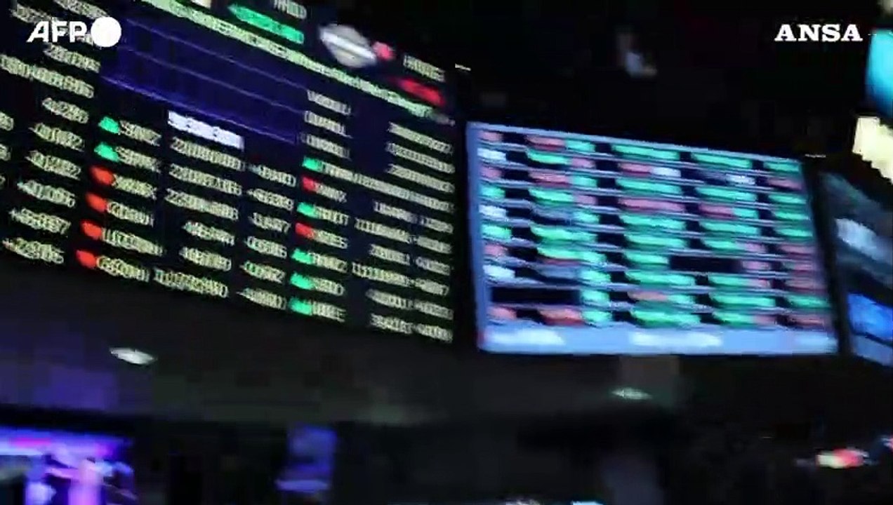 Musk attacca la Fed: "Troppo lenta nel movimentare i tassi"