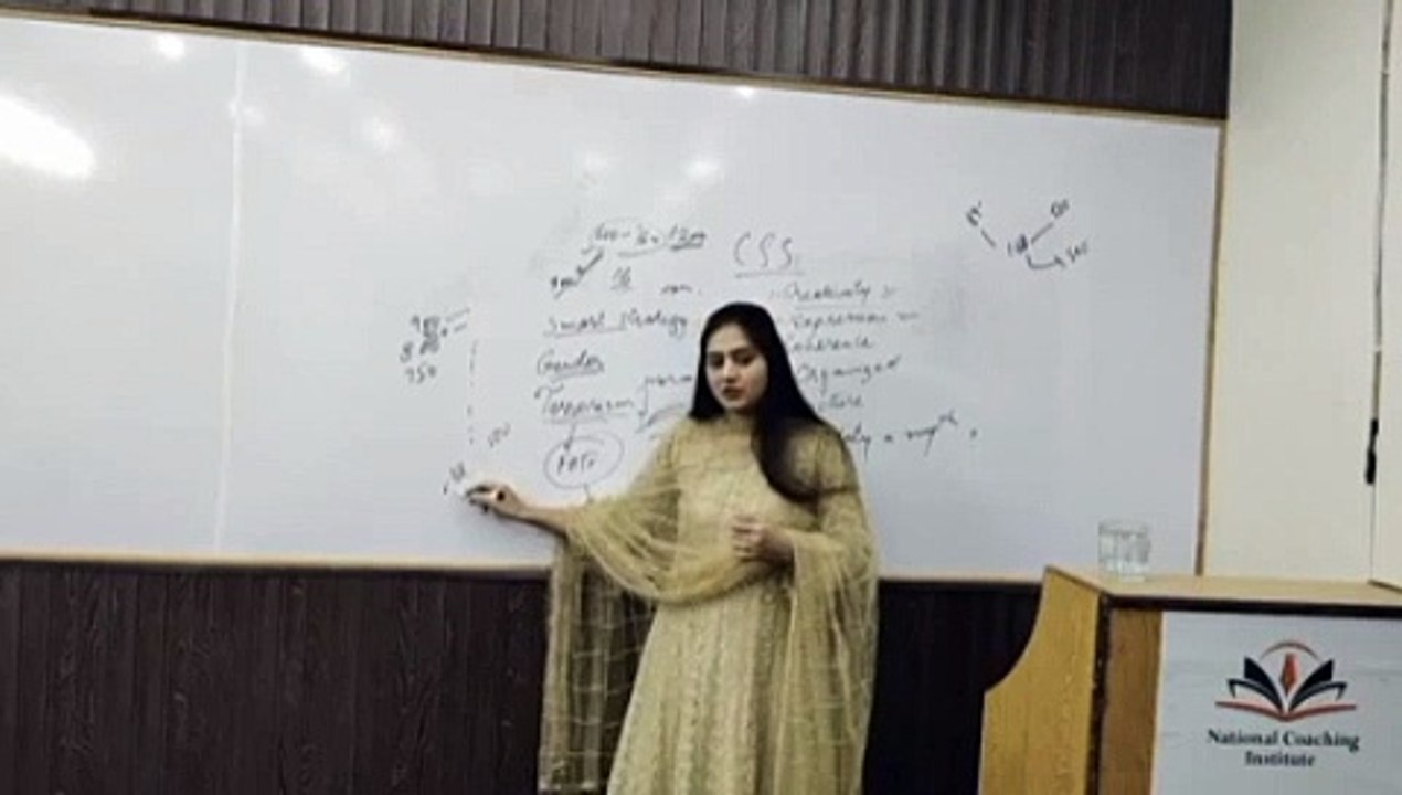 Miss Nayab (49th CTP, PSP) Conducting CSS'21 Seminar | English Essay CSS'21|CSS For Beginners P-2