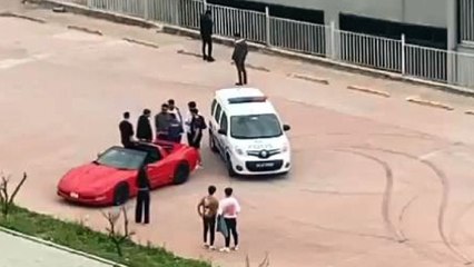Otoparkta video çekmek için drift yaptı, cezadan kaçamadı