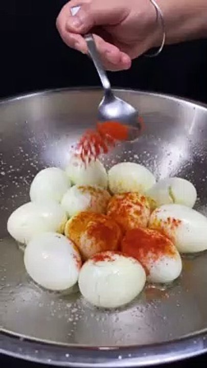 Dhaba_Style_Egg_Curry_ASMR_Cooking___%23shorts_%23food_%23cooking_%23recipe_%23eggcurry_%23egg_%23nonveg_%23viral(720p)