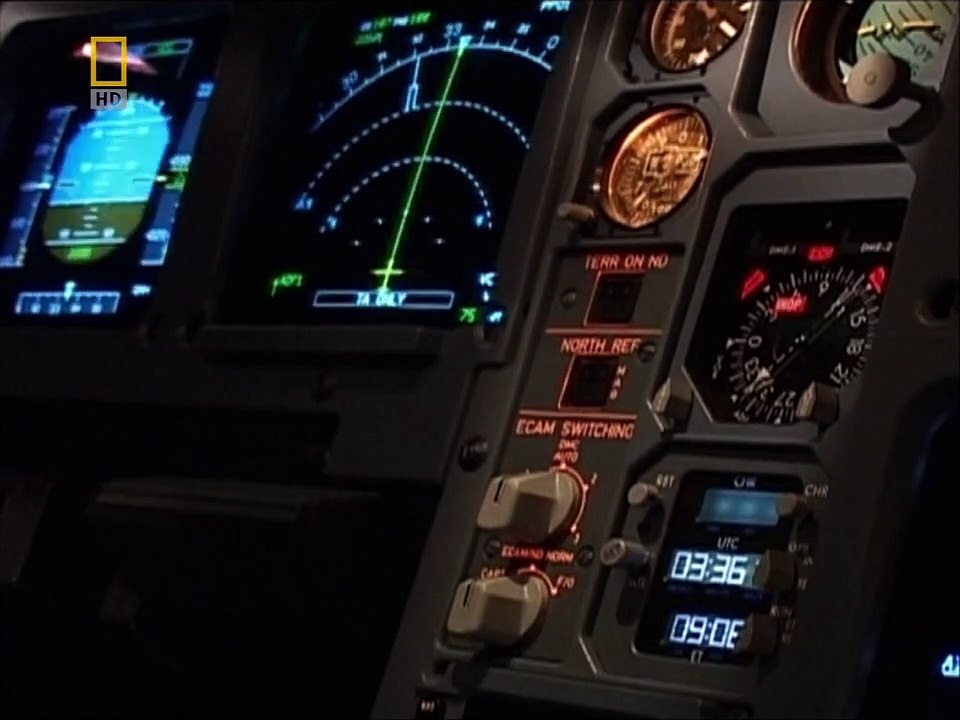 Mayday - S01E03 - Flying on Empty (Air Transat, Flight 236)