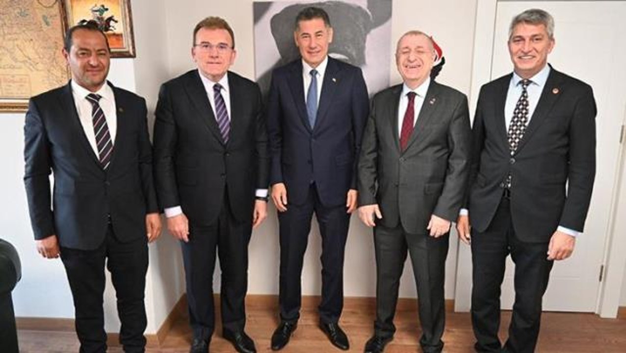 Kılıçdaroğlu'na desteğini açıklayan Adalet Partisi Başkanı Vecdet Öz: ATA İttifakı resmen sona ermiştir