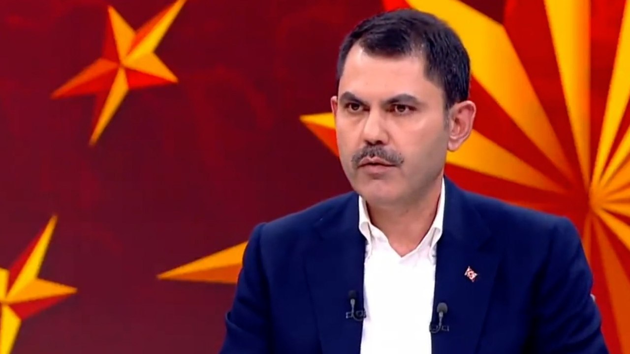 Erdoğan'ın montaj olduğunu kabul ettiği video hakkında "Tartışılacak konu ne ki?" diyen Bakan Kurum: Görüntülerin gerçek olup olmadığının bana göre bir önemi yok!