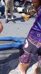 Colisão entre motocicletas deixa dois homens feridos no Jacintinho