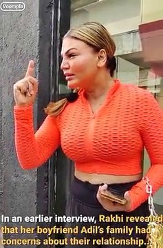 Tumne mujhe kya diya is aasuon ke alaawa! Tum kohinoor heere ko chhod ke kachchra ke...