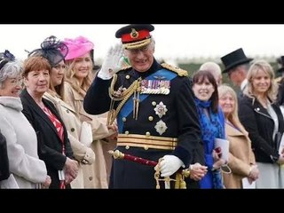 Charles pourrait couper les services publics d'Andrew dans un geste désespéré pour le forcer à quitt