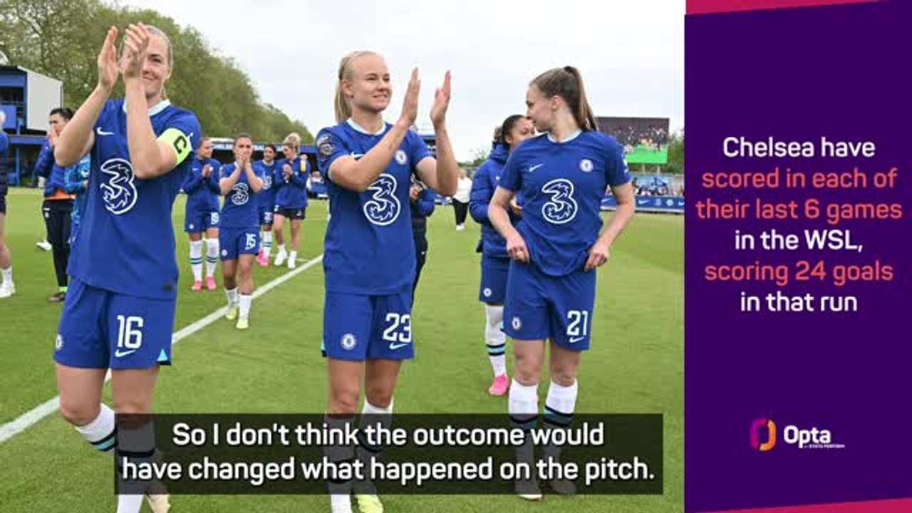 Hayes expects WSL title race to go to the last day