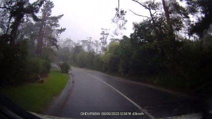 Car Accidentally Soaks Good Samaritan